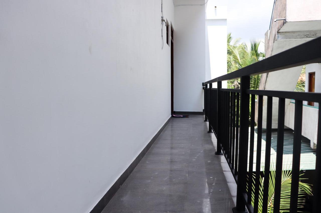 Sakura Calm Rest Bed & Breakfast Mirissa Exterior photo
