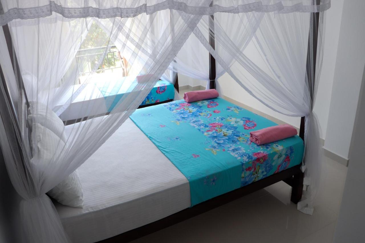 Sakura Calm Rest Bed & Breakfast Mirissa Exterior photo