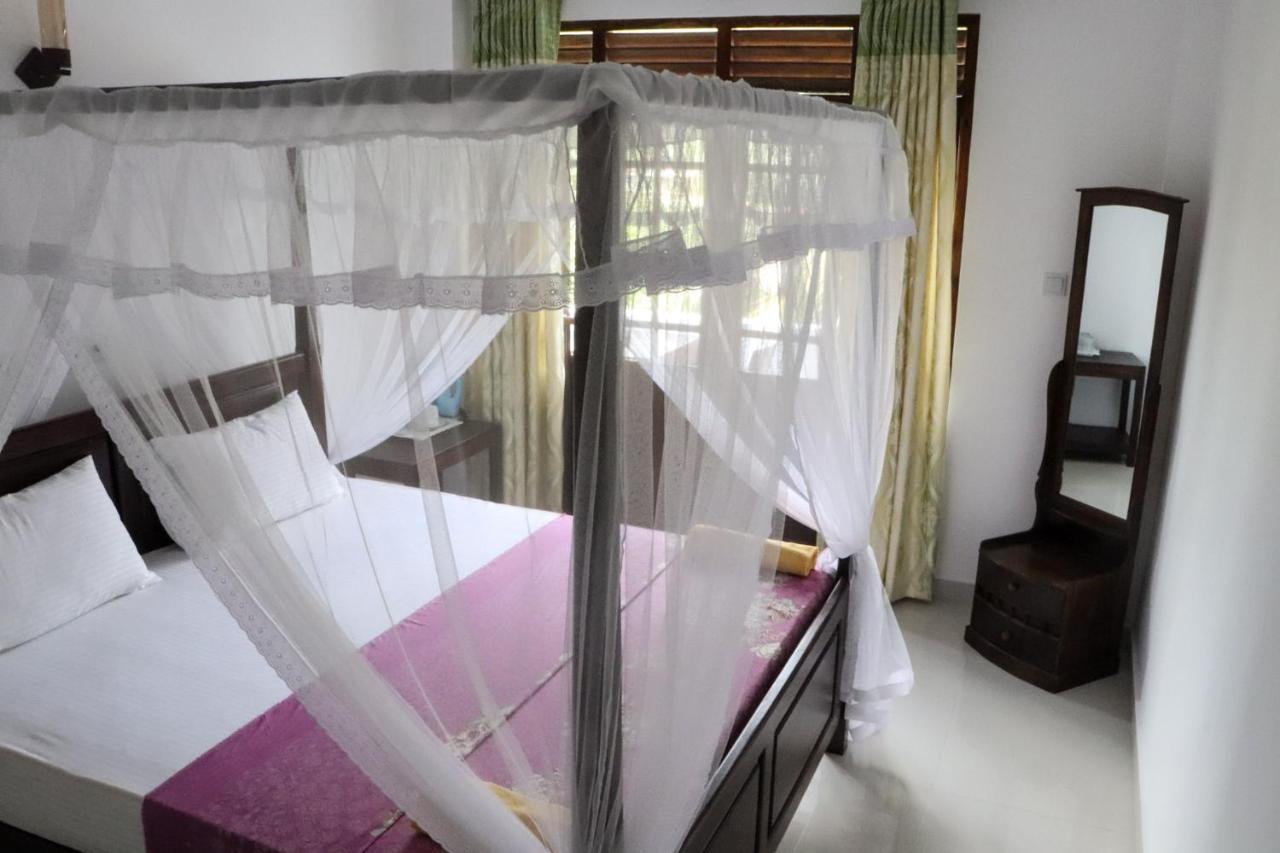 Sakura Calm Rest Bed & Breakfast Mirissa Exterior photo